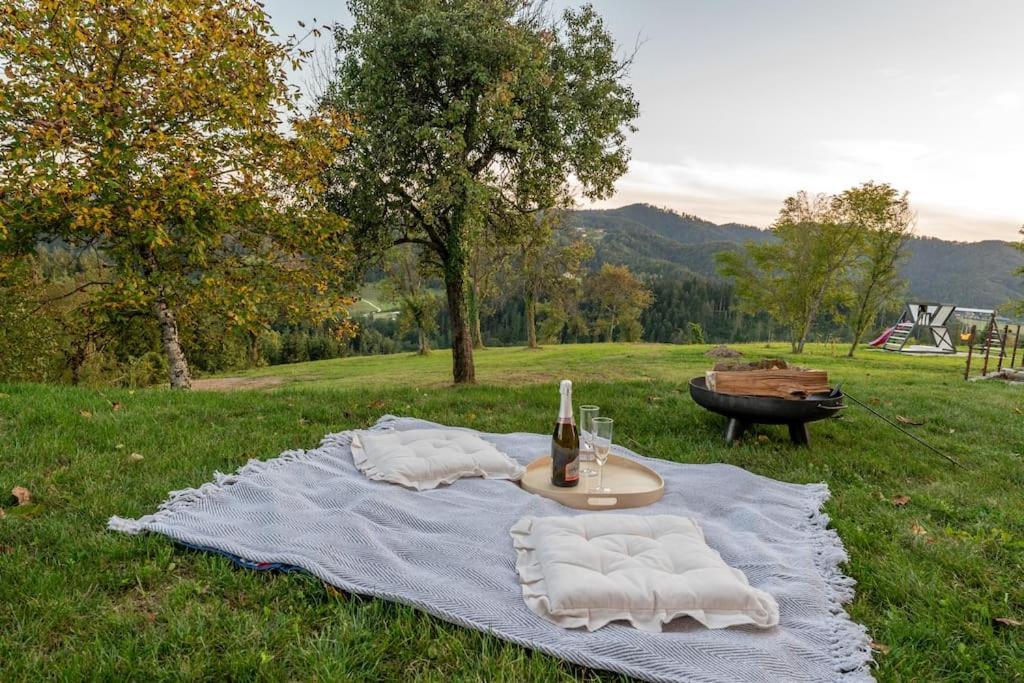 Holiday House Hona Lux Velike Lasce Εξωτερικό φωτογραφία
